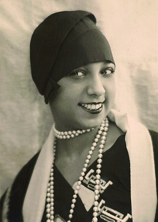 A young, smiling Josephine Baker