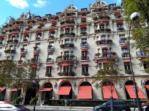 The Plaza Athénée hotel