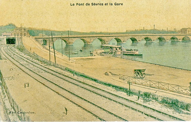 “Le Pont de Sèvres et la Gare” – early 20th century postcard