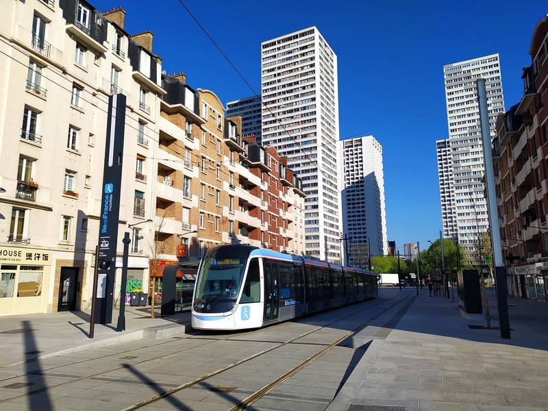 Tram vehicle stopped at a platform at the Porte de Choisy
