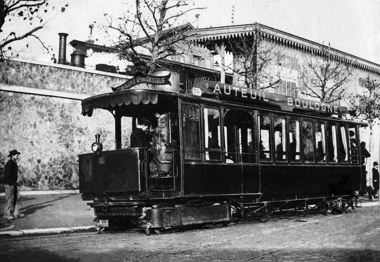 Tram, with writing: Compagnie Générale des Omnibus. Auteuil – Boulogne