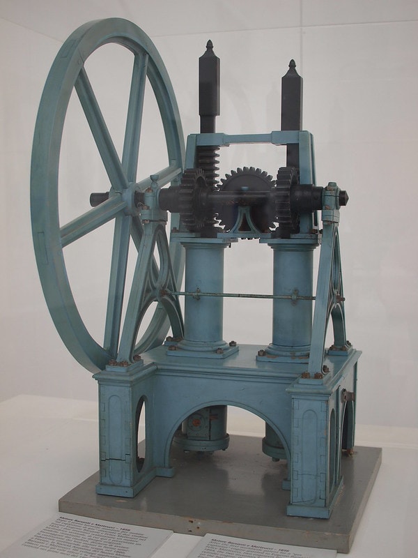 A model internal combustion engine